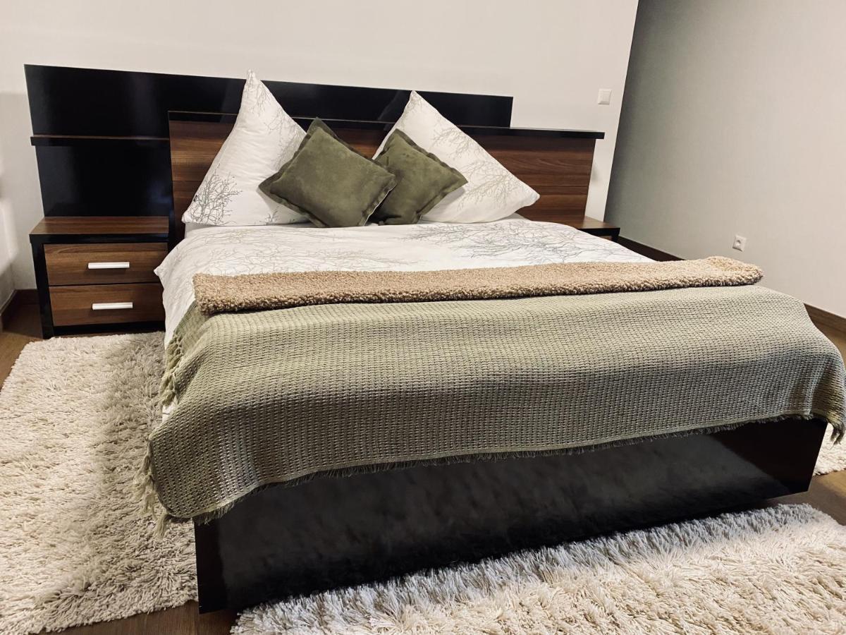 Ferienwohnung Berghausen エクステリア 写真